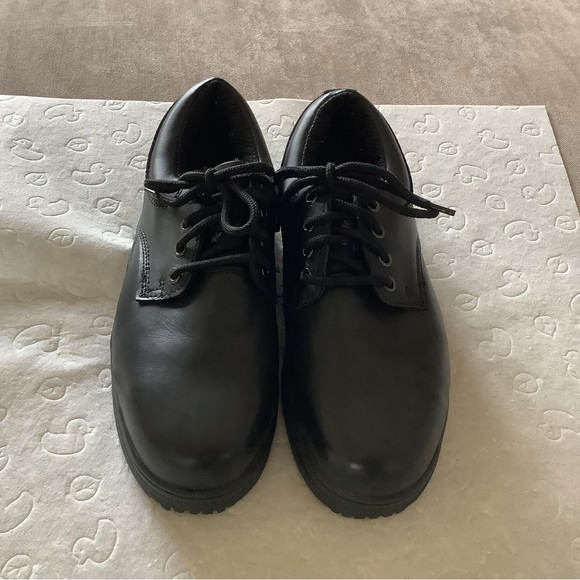 Black Slip Grip Steel toe - Picture 2 of 5